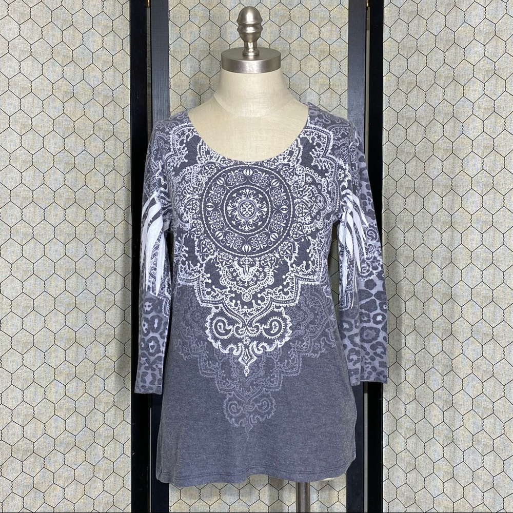 Kiara 3/4 Sleeve Lightweight Sweater